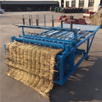 Straw mat machine